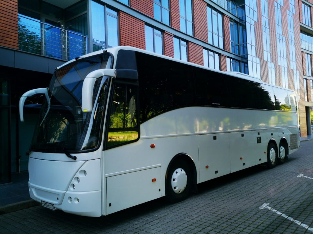Туристический автобус Volvo на 55 мест